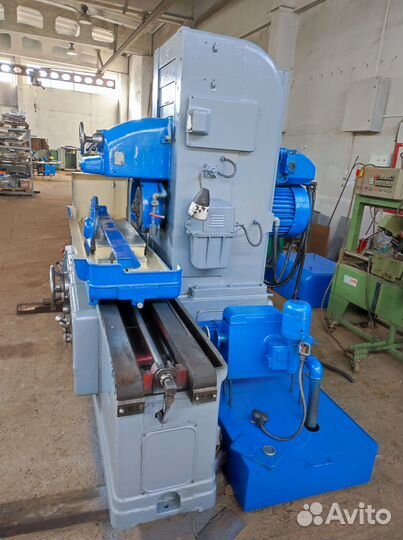 Плоскошлифовальный станок 3Б722