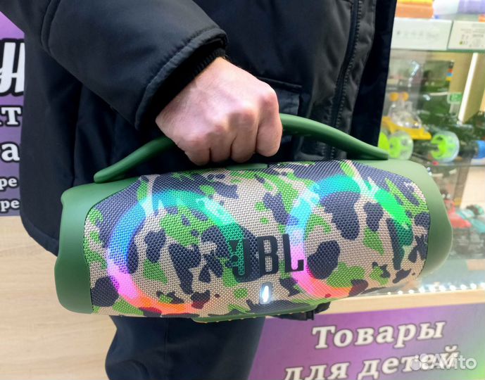 Портативная беспроводная колонка jbl