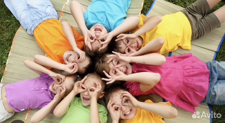 Услуги няни для ребенка