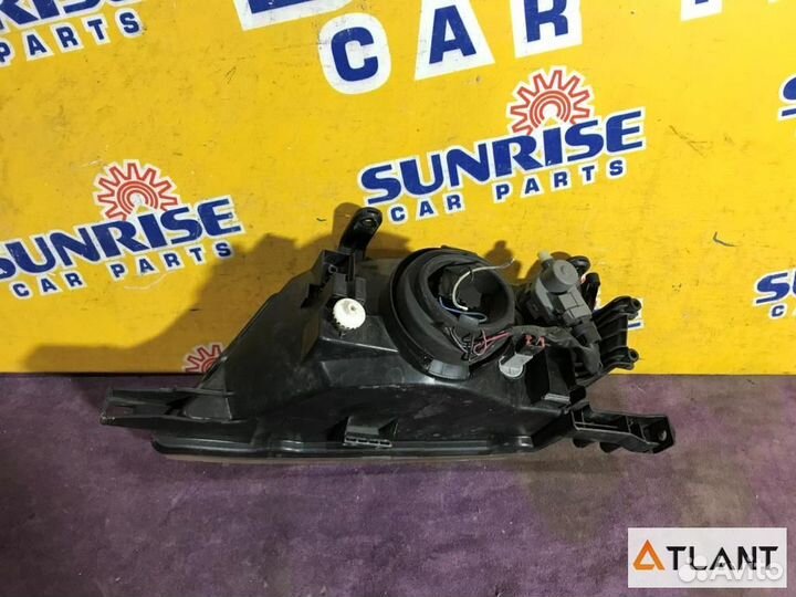 Фара правая nissan AD