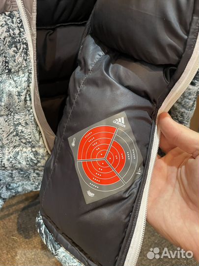 Пуховик женский adidas