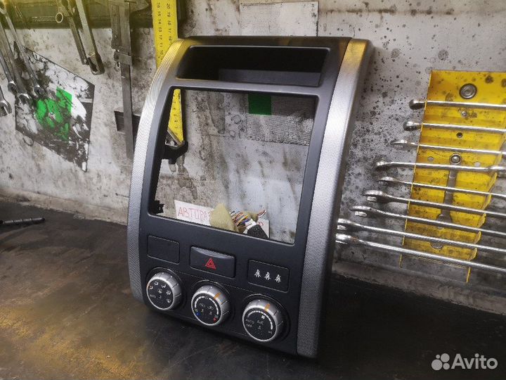 Рамка магнитолы 2DIN Ниссан Х-трейл Т31