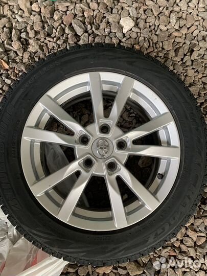 Bridgestone Blizzak Revo GZ 205/55 R16