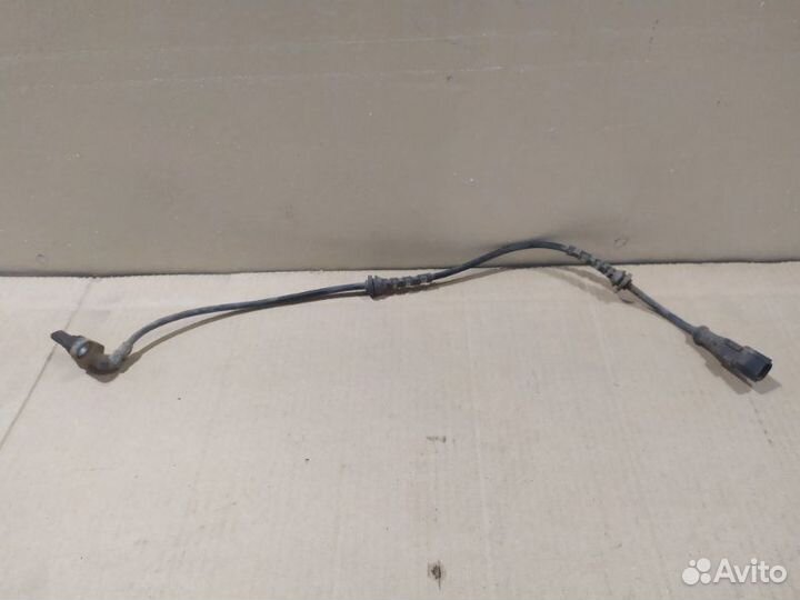Датчик abs задний правый Nissan Almera G15 K4M