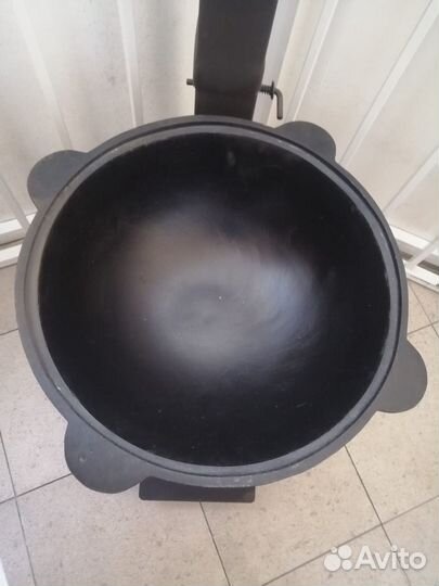 Казан чугунный с печкой новый 12 литр