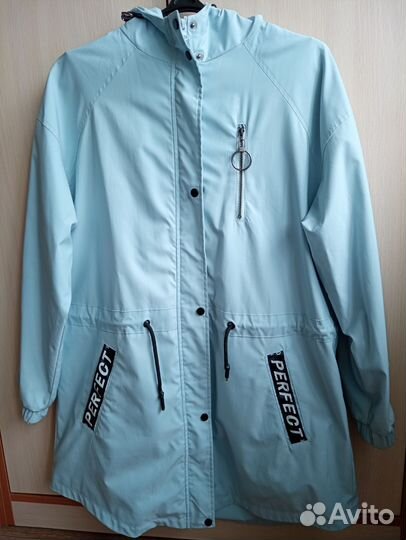 Ветровка для девочки