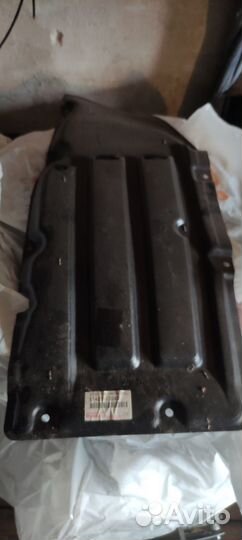 Защита двигателя на celica t23 51405-20060