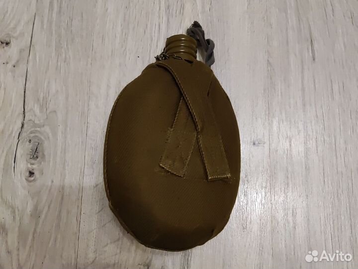 Фляга армейская с чехлом