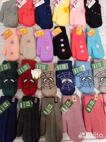 Перчатки, варежки детские и подростковые новые