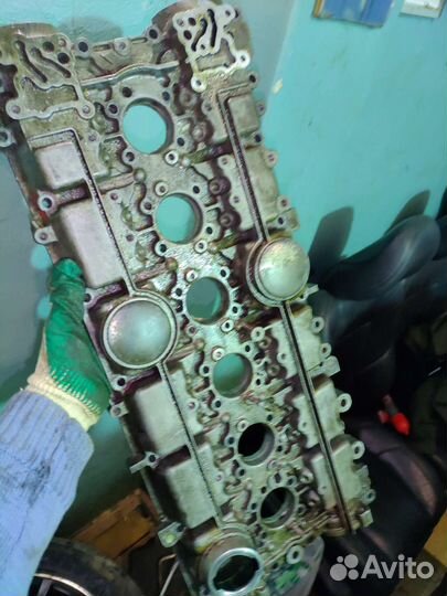 Клапанная крышка Volvo s80 (1) b6284t