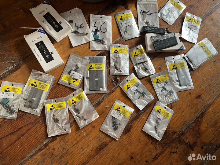Аккумулятор iPhone 5s,6,шлейф iPhone 4,кнопки