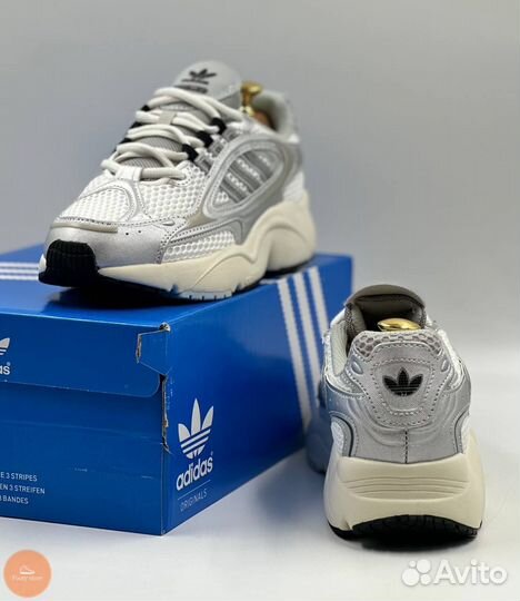 Кроссовки женские Adidas Ozmillen «Silver»