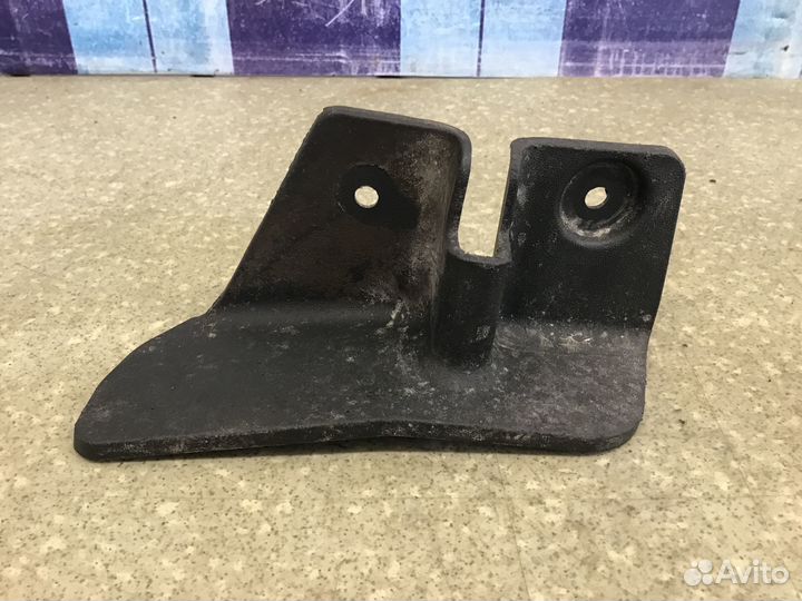 Брызговик задний левый Hyundai Solaris 2017