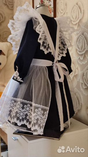 Белый школьный фартук