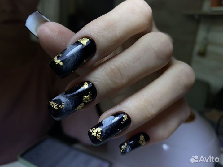 Маникюр, педикюр, наращивание ногтей