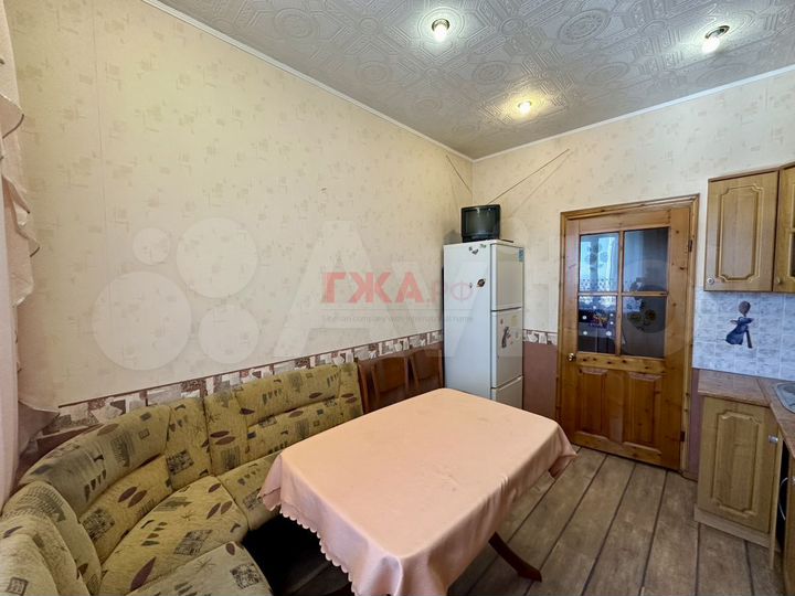 4-к. квартира, 90,6 м², 9/9 эт.
