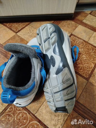 Лыжные ботинки fischer 37