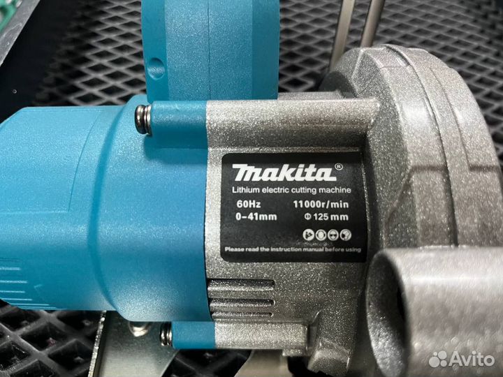 Циркулярная пила Makita 125мм, тушка без акб