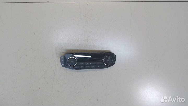 Переключатель отопителя Mitsubishi Eclipse Cross