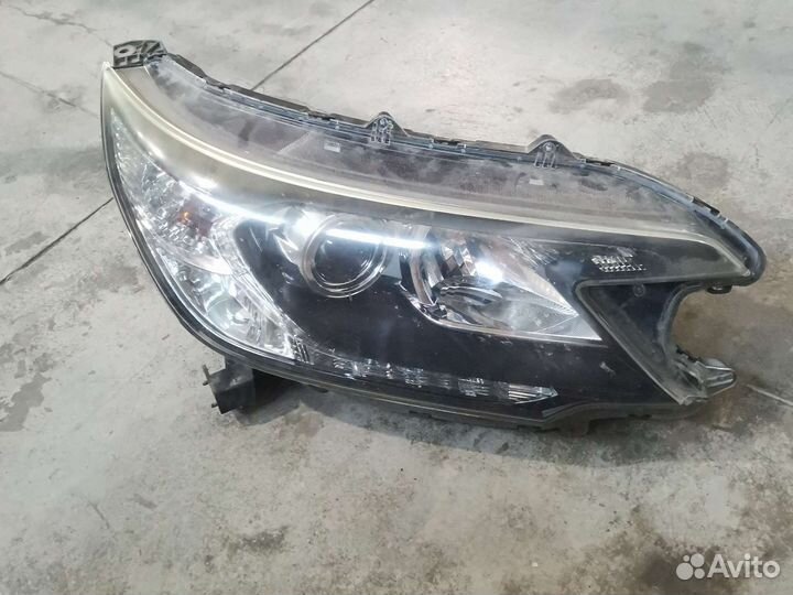 Фара правая Honda CR-V 4