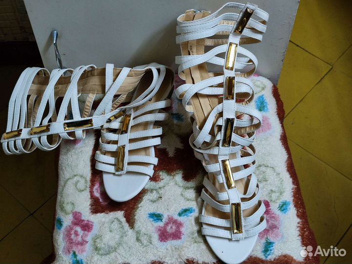 Босоножки женские (18)