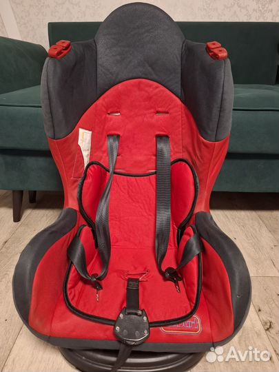 Автомобильное кресло