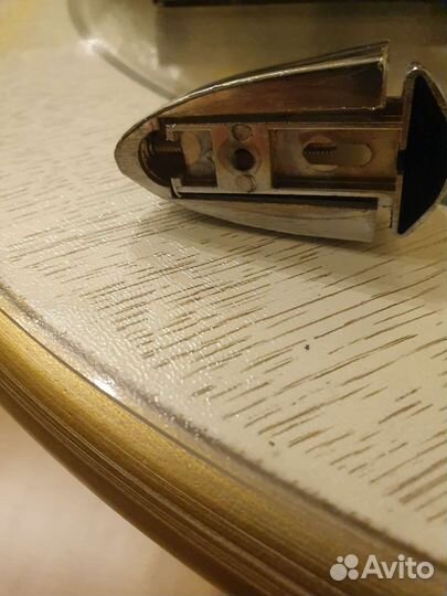 Крепления для полок