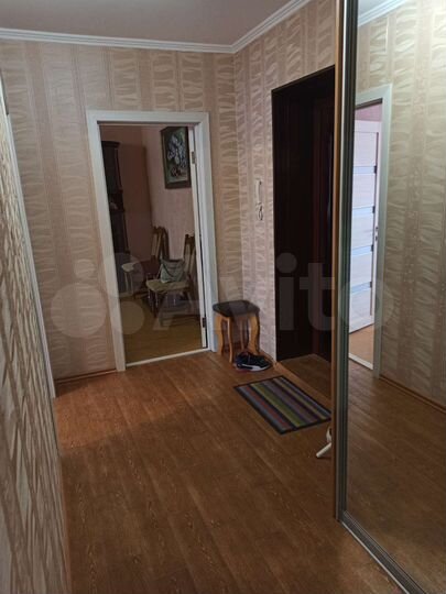 2-к. квартира, 61 м², 3/6 эт.