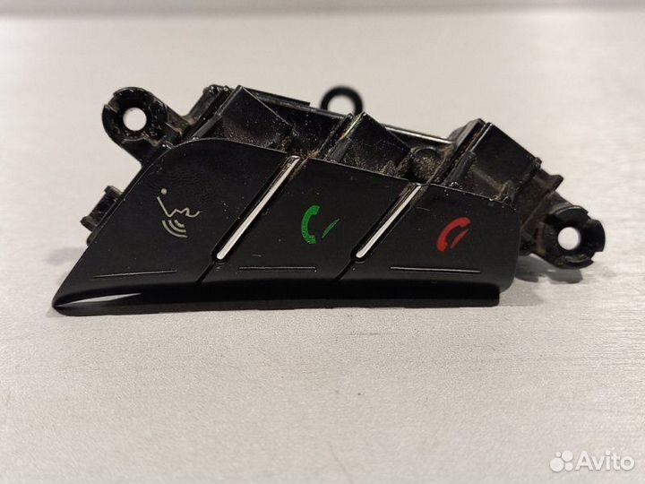 Кнопки на руль Kia Ceed 2 универсал G4FG 2018