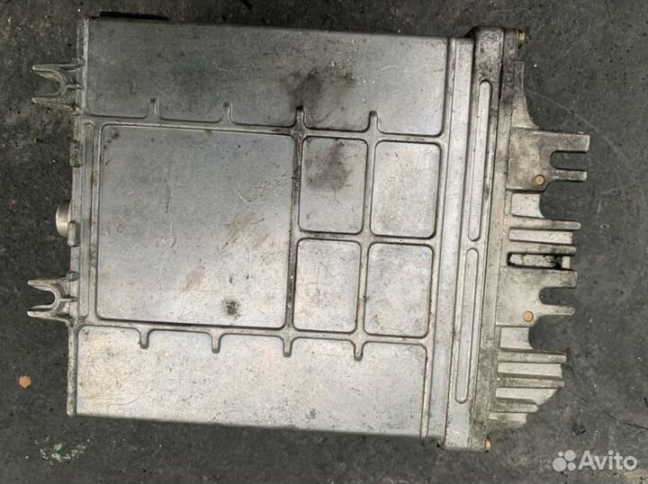 Блок управления vw Passat B4 1.9 028906021at