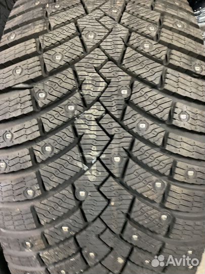 Pirelli Scorpion Ice Zero 2 275/45 R21 и 315/40 R21 115H