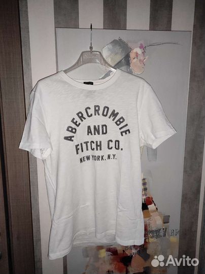Футболка Abercrombie & Fitch