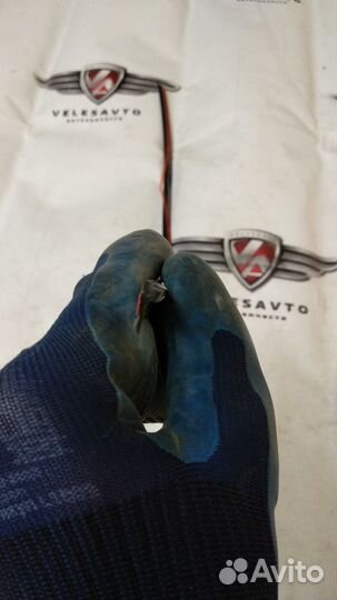 Молдинг стекла лобвого Mitsubishi OutLander 2012