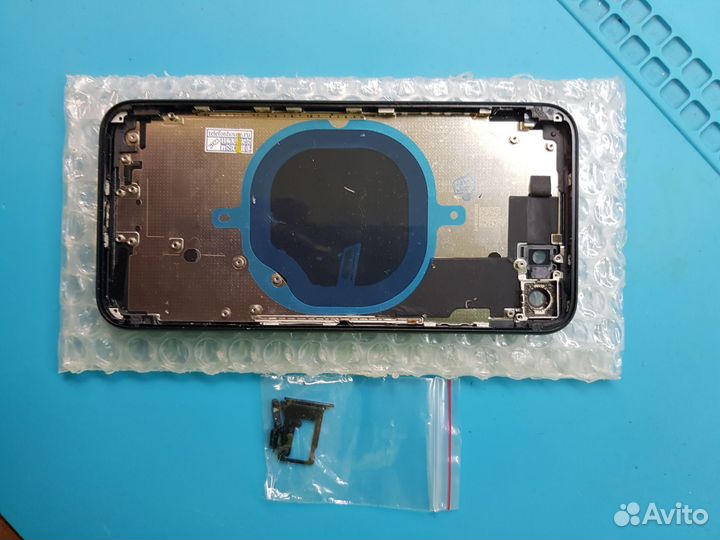 Корпус iPhone se2020 новый