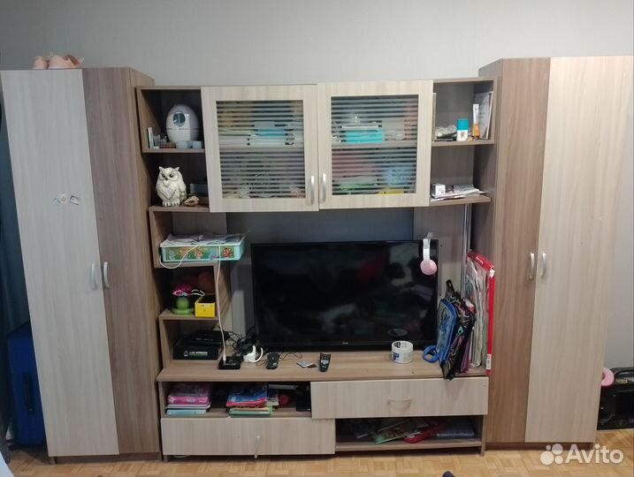 Стенка в гостиную