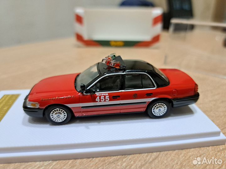 Модель Rollin 1:64 пожарного департамента Чикаго