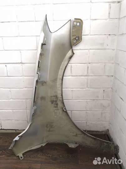 Крыло passat b7