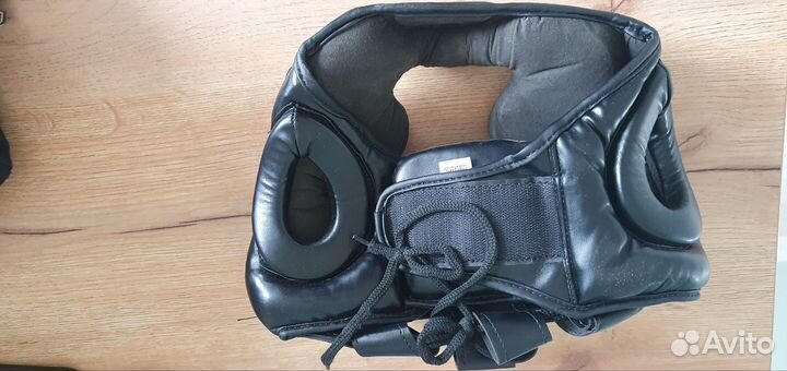 Боксерские перчатки и шлем детские