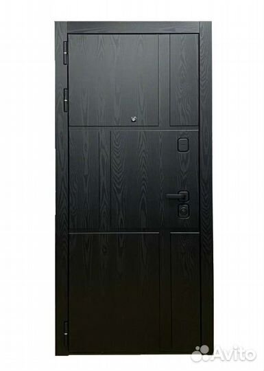 Входная дверь 