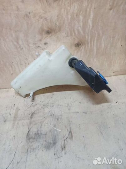 Бачок омывателя Ауди А4 Б8 А5