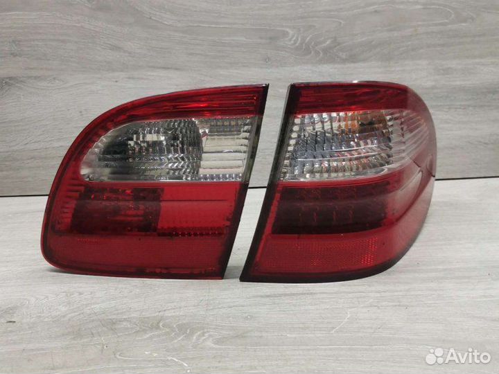 Фонарь Mercedes E W211