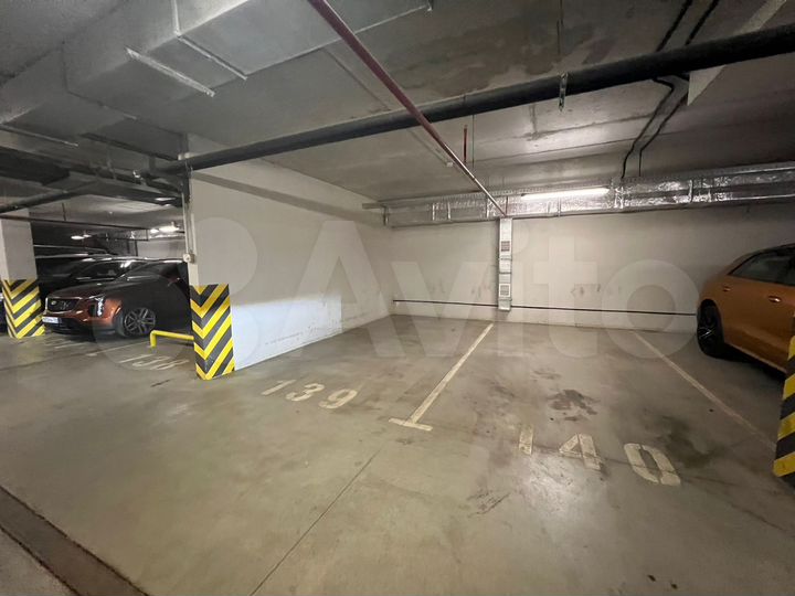 Машиноместо, 16 м²