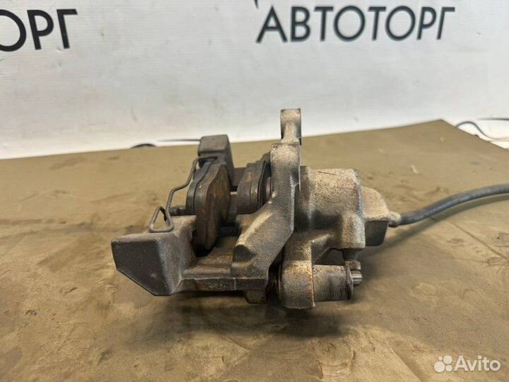 Суппорт тормозной задний левый Mercedes-Benz Glk