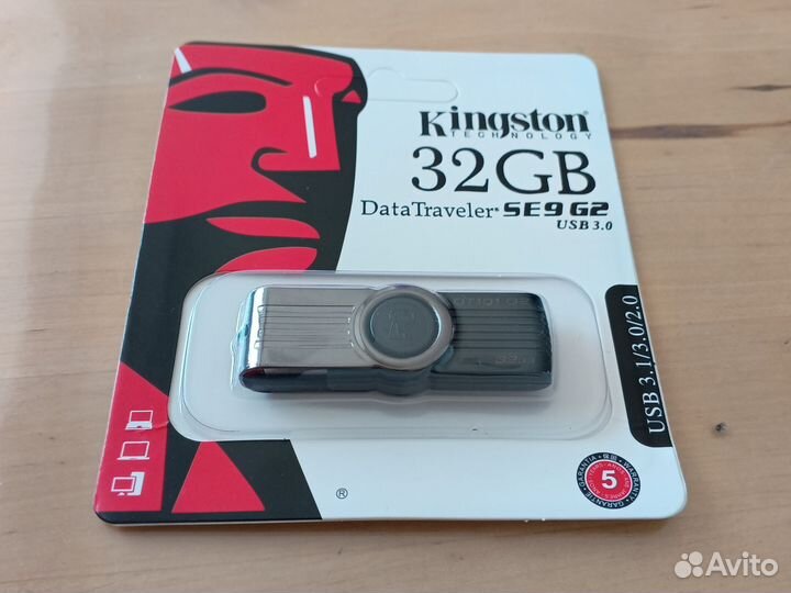 Kingston флэшка 32 GB