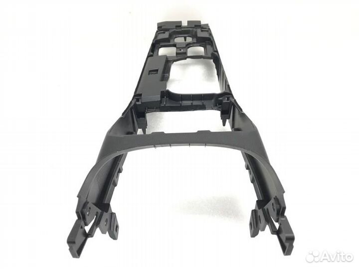 Консоль центральная Mitsubishi Outlander 2020