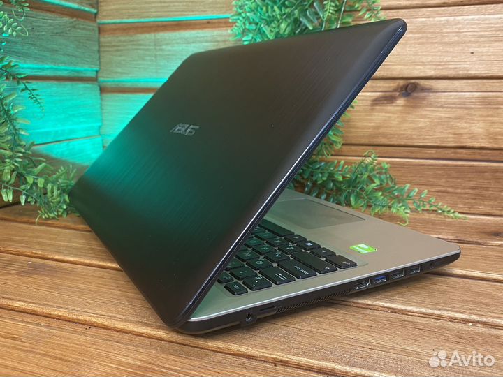 Игровой ноутбук Asus на SSD с гарантией