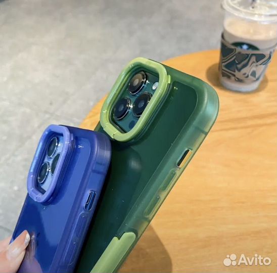 Чехол на iPhone