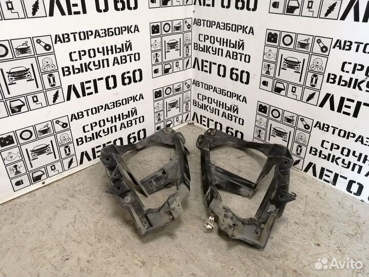 Панель передняя правая для Mitsubishi Colt (Z3)