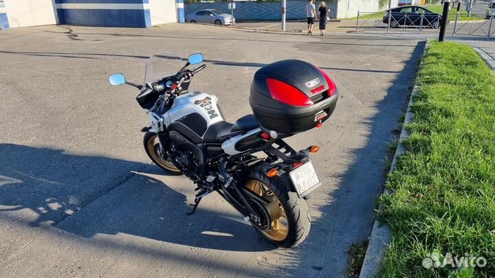 Продам мотоцикл Yamaha FZ8-S