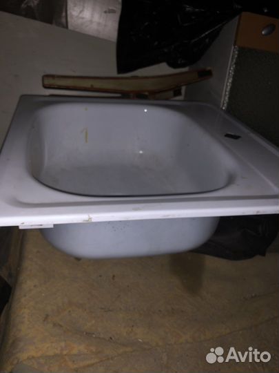 Раковина металлическая